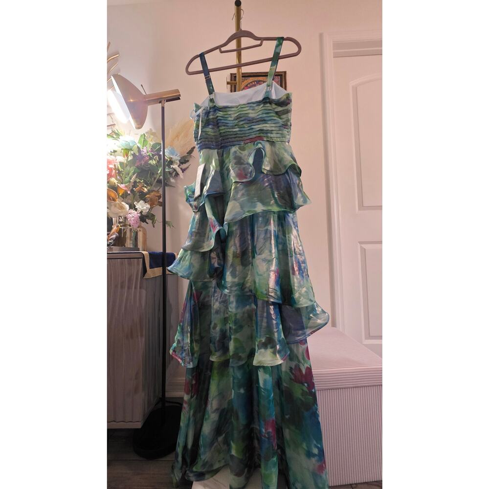 Taylor Watercolor Tiered Ruffle Gown – Size 8, NW - Picture 3 of 6
